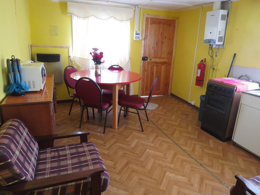 Hostal Dona Irma Punta Arenas Chambre photo