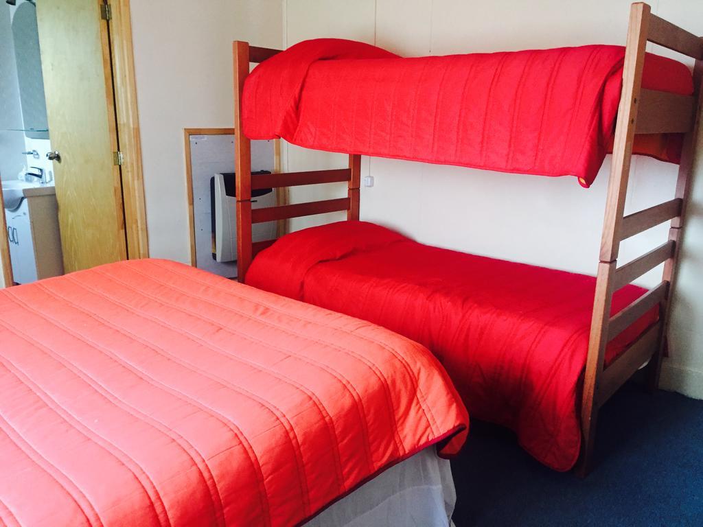 Hostal Dona Irma Punta Arenas Extérieur photo